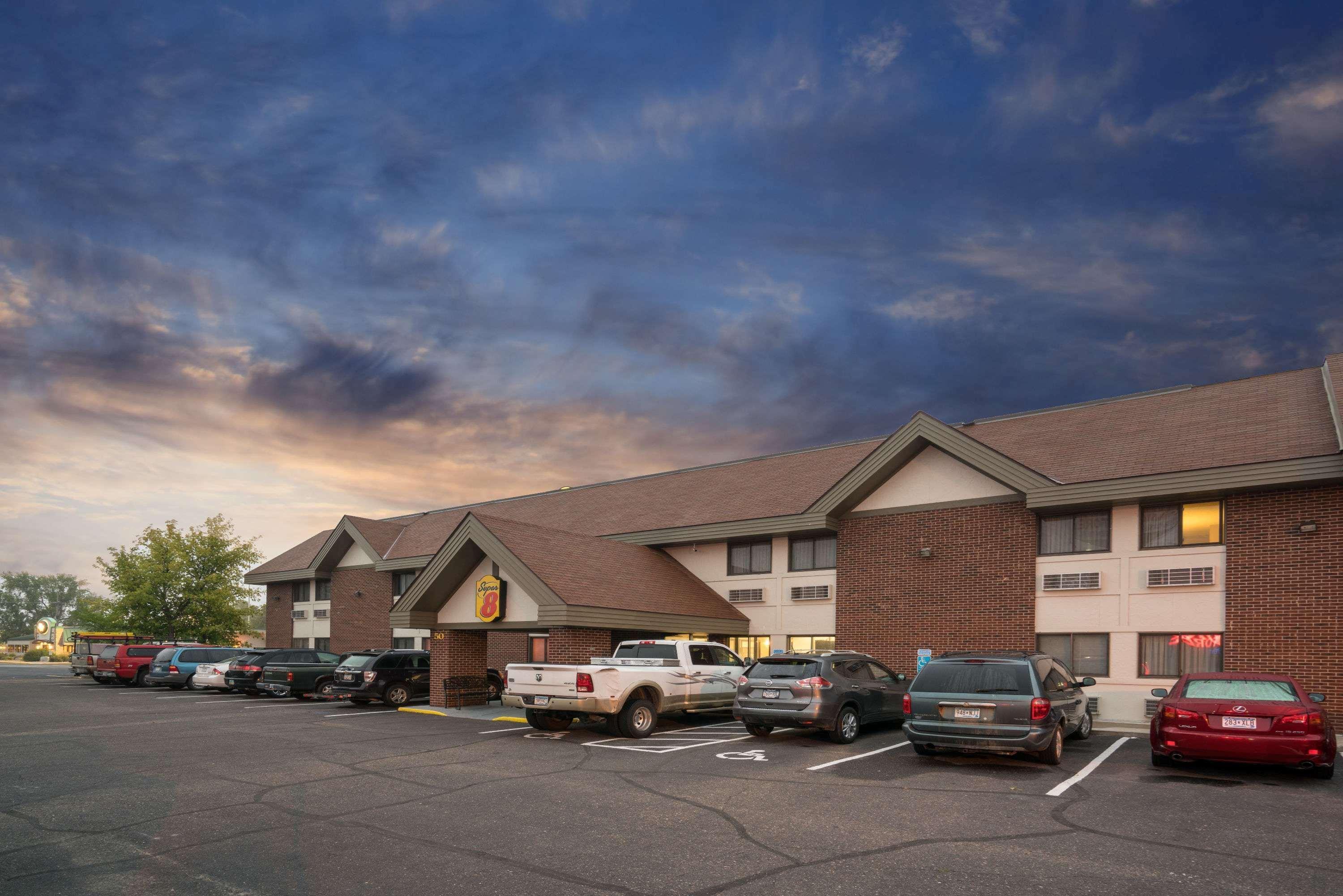 Super 8 By Wyndham St. Cloud Motel Eksteriør billede